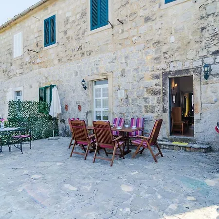 Stone House Dimato * Gruda