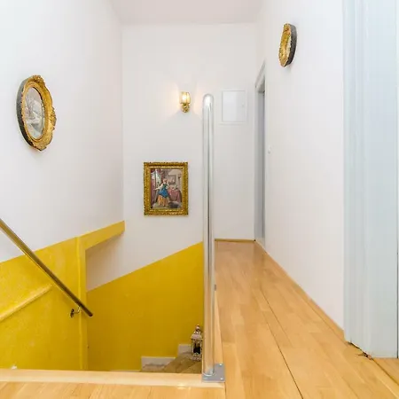 Holiday home Stone House Dimato Gruda