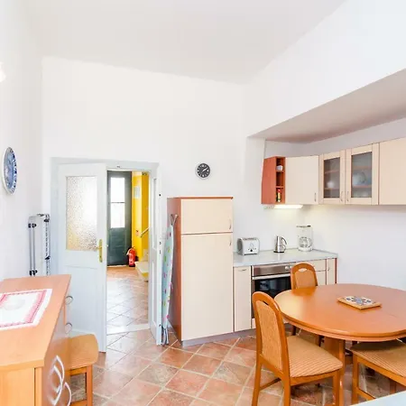 Stone House Dimato